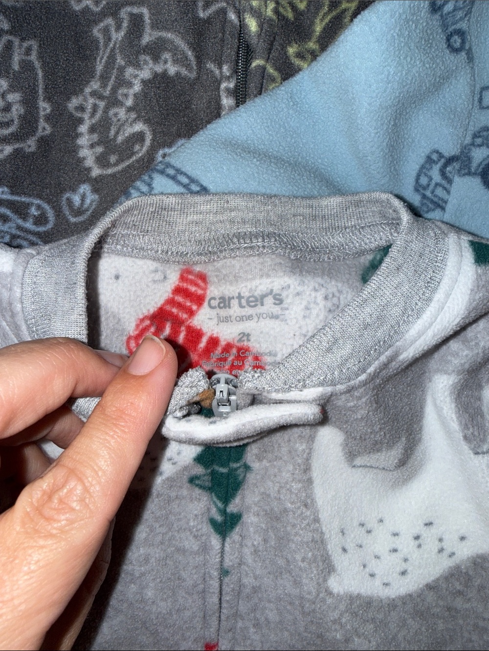 Bundle - 6 pack of 2T Fleece Onsies - Picture 8 of 8